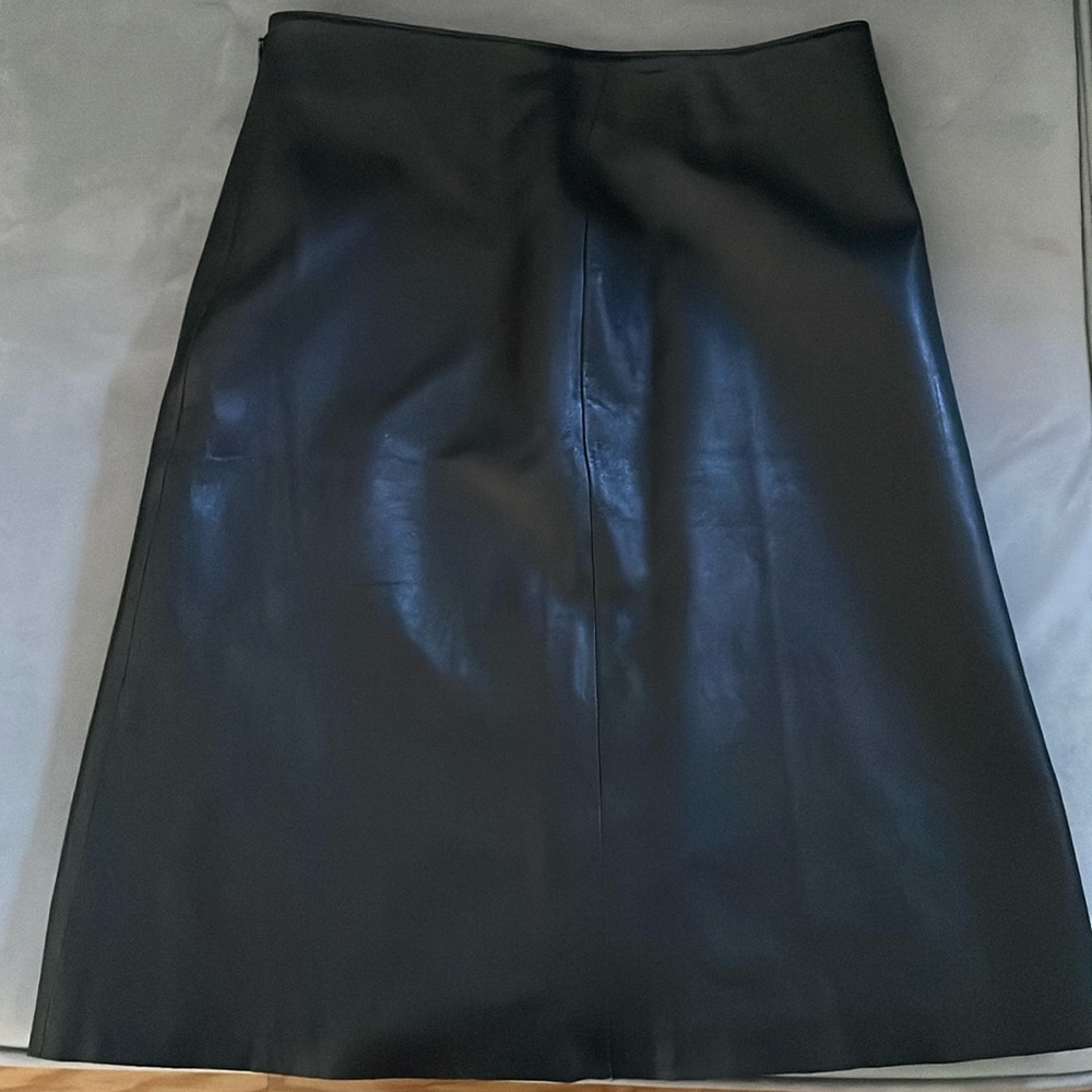 Tommy Hilfiger Black 100% soft leather A line skirt with hidden slit. NWT.